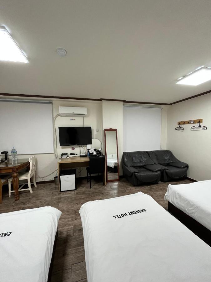 Ekonomy Hotel Mokpo Ngoại thất bức ảnh