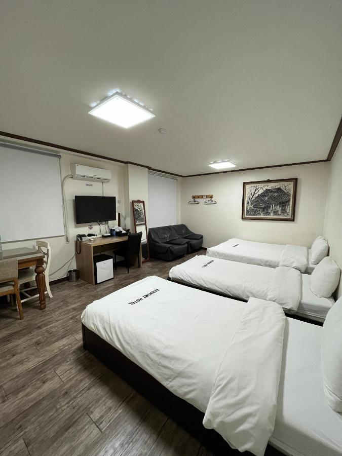 Ekonomy Hotel Mokpo Ngoại thất bức ảnh